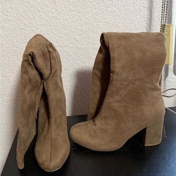 suede Knee high brown boots - Picture 2 of 3